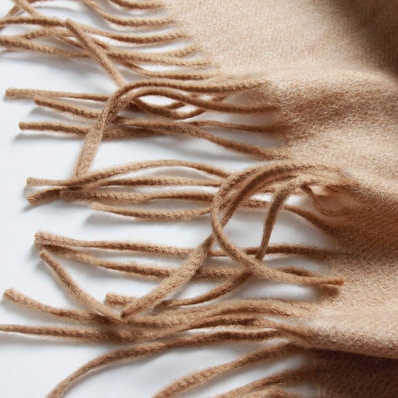 Edelweiss 100% cashmere luxurious women’s scarf - Picture 6 of 6